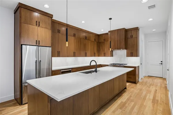 $1,200,000 | 5528 Ellsworth Avenue, Dallas, TX 75206