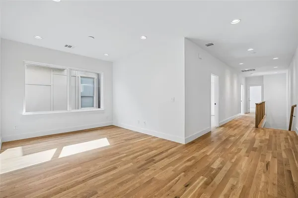 $1,200,000 | 5528 Ellsworth Avenue, Dallas, TX 75206