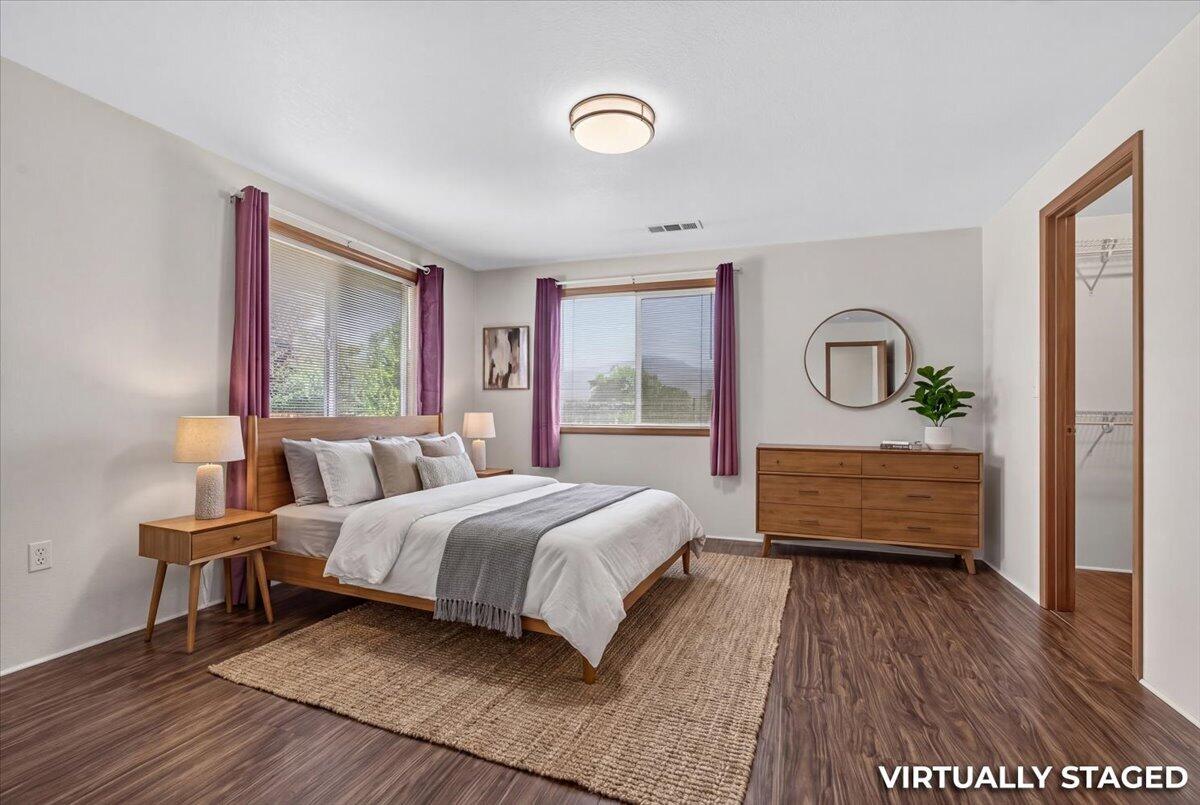 124 Samuel Lane Phoenix, OR 97535 - Photo 19 of 42 43-43
