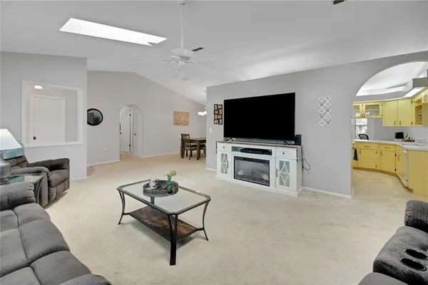 $275,000 | 335 River Glass Court, Leesburg, FL 34788