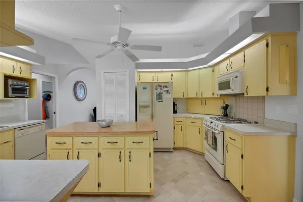 $275,000 | 335 River Glass Court, Leesburg, FL 34788