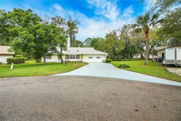 $275,000 | 335 River Glass Court, Leesburg, FL 34788