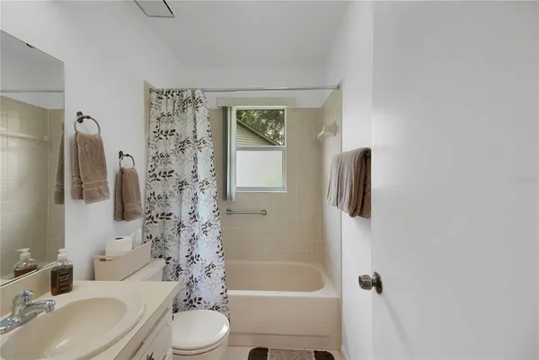 $275,000 | 335 River Glass Court, Leesburg, FL 34788