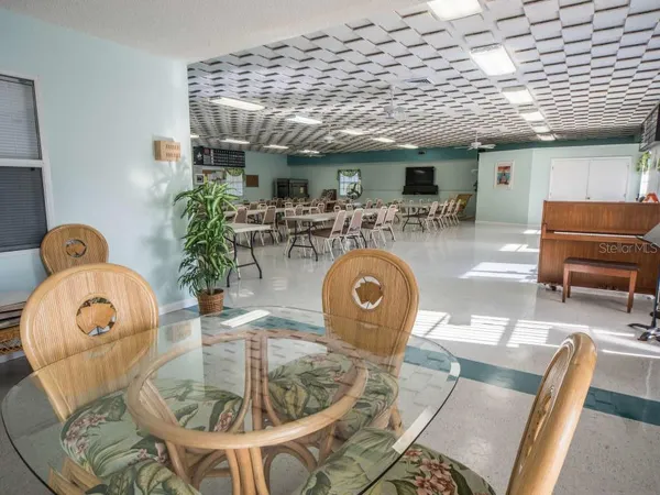 $275,000 | 335 River Glass Court, Leesburg, FL 34788