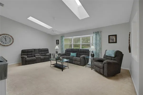 $275,000 | 335 River Glass Court, Leesburg, FL 34788