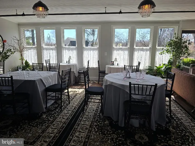 $1,450,000 | 6 West Loudoun Street, Round Hill, VA 20141