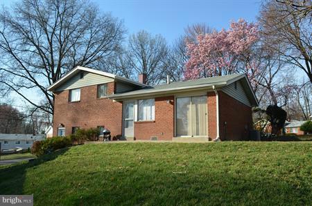 9421 Weaver Street Silver Spring, MD 20901 - Photo 5 of 24 Exterior (Rear)