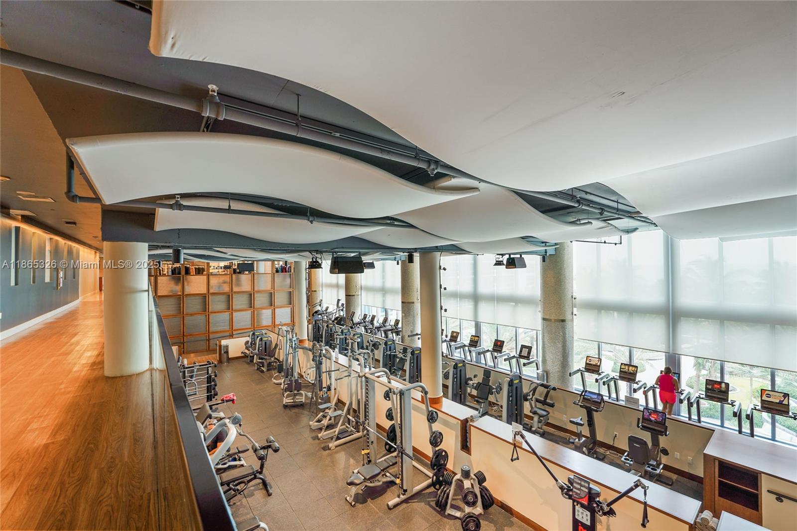 6899 Collins Avenue, Unit 1605 Miami Beach, FL 33141 - Photo 25 of 26