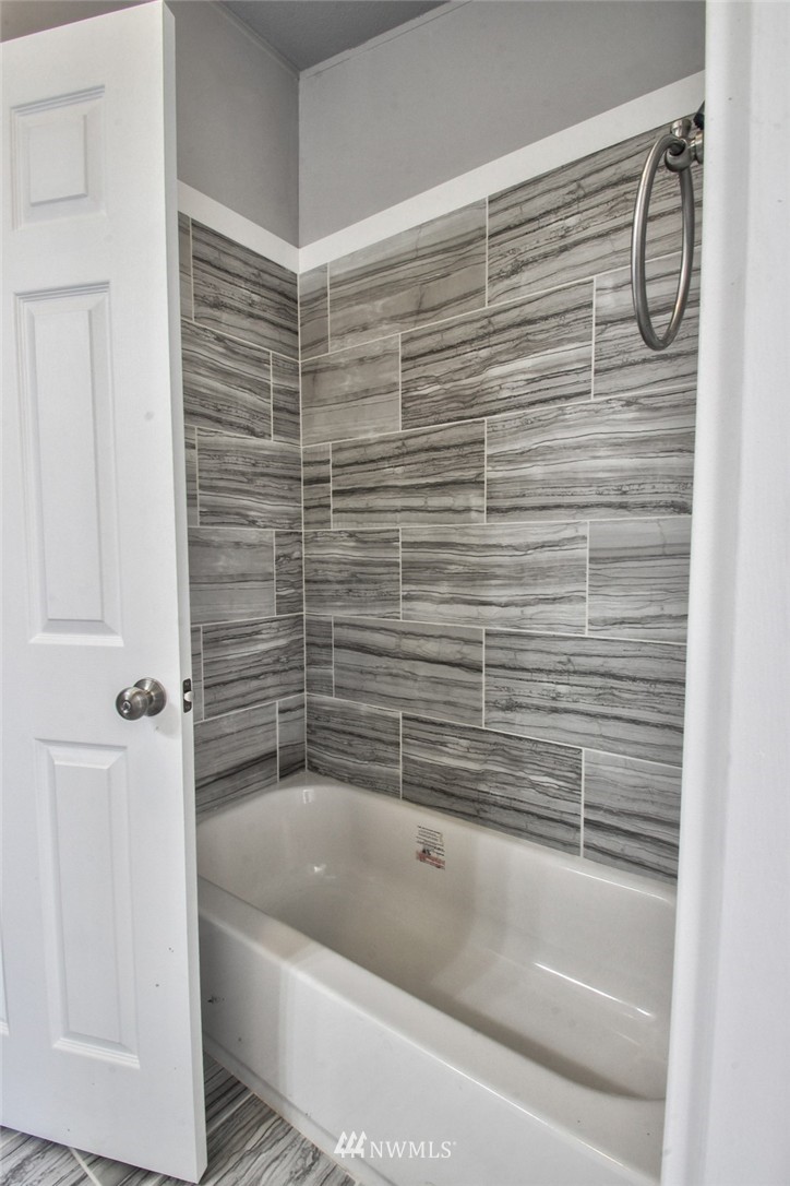 23770 Hathaway Road Sedro-Woolley, WA 98284 - Photo 11 of 23 Gallery Image 11