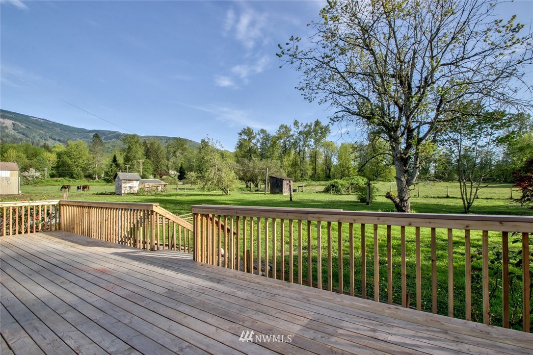 23770 Hathaway Road Sedro-Woolley, WA 98284 - Photo 13 of 23 Gallery Image 13