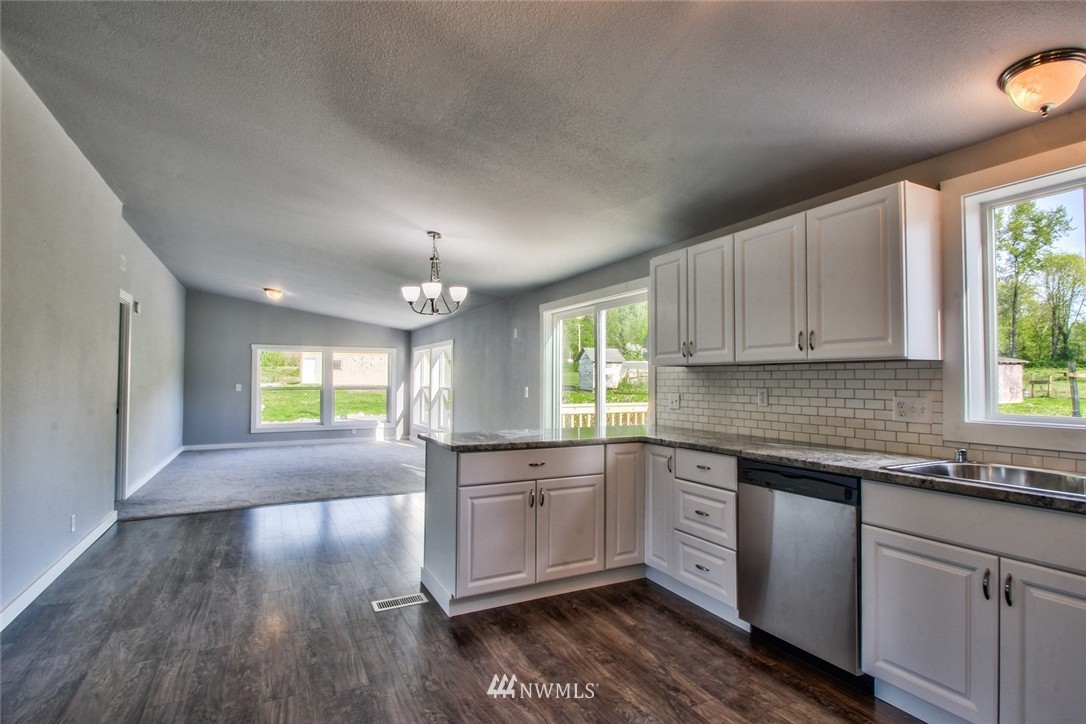 23770 Hathaway Road Sedro-Woolley, WA 98284 - Photo 5 of 23 Gallery Image 5