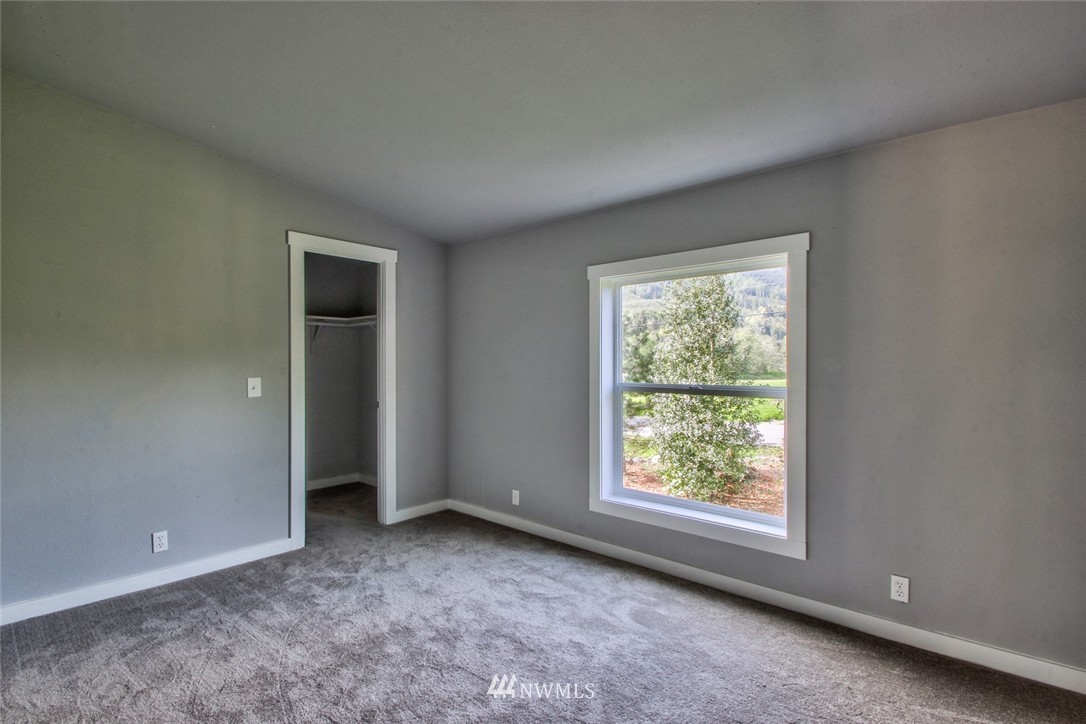23770 Hathaway Road Sedro-Woolley, WA 98284 - Photo 9 of 23 Gallery Image 9