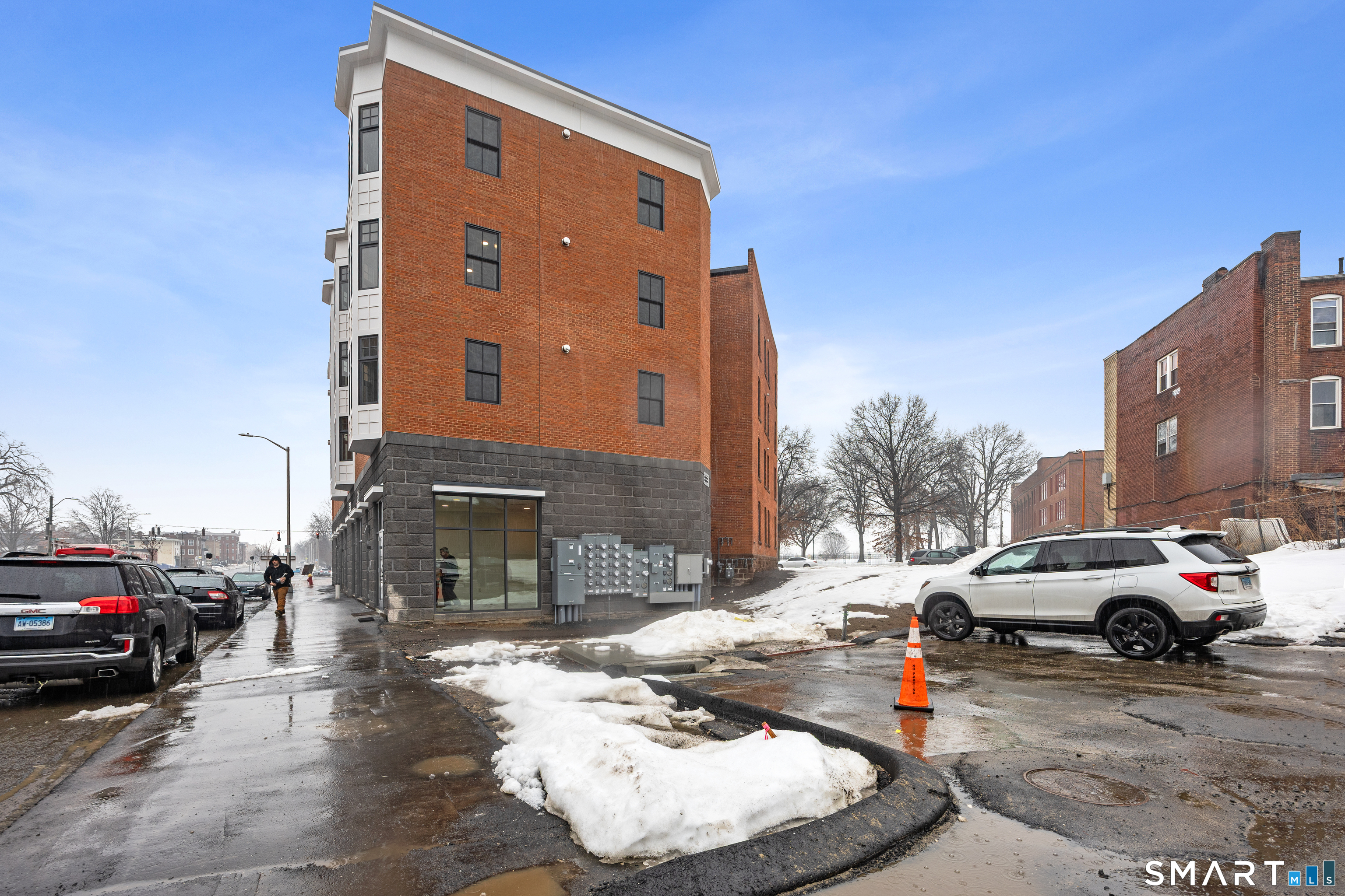 1355 Main Street, Unit 405 Hartford, CT 06103 - Photo 10 of 11 a view of a car park in front of a building