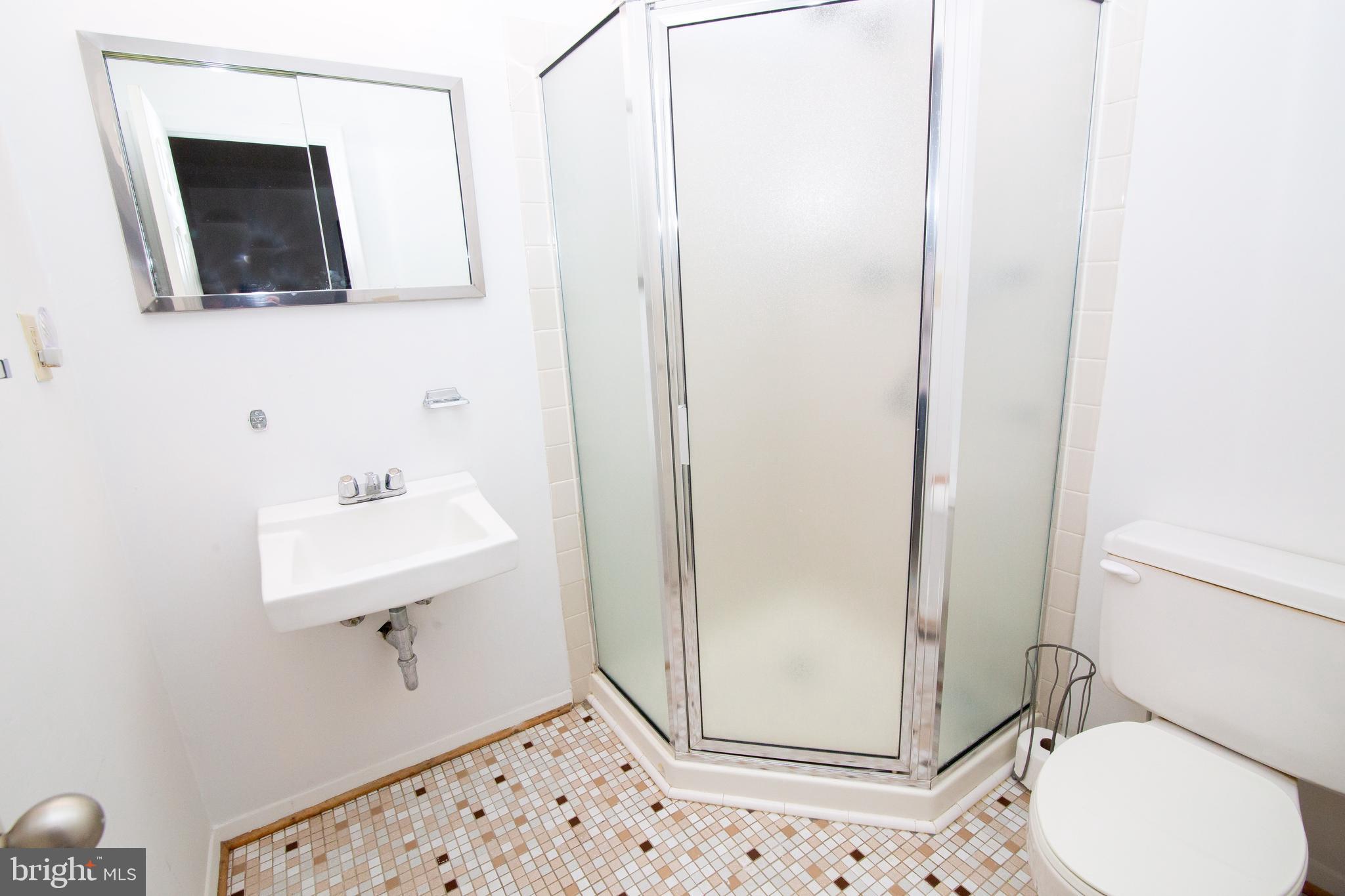 2 Drawbridge Court Baltimore, MD 21228 - Photo 15 of 27 Private master bathroom