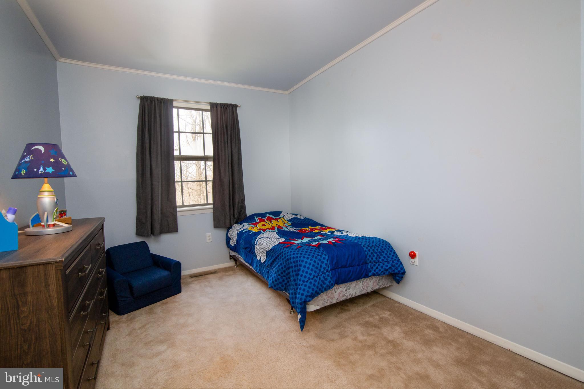2 Drawbridge Court Baltimore, MD 21228 - Photo 18 of 27 Spacious third bedroom