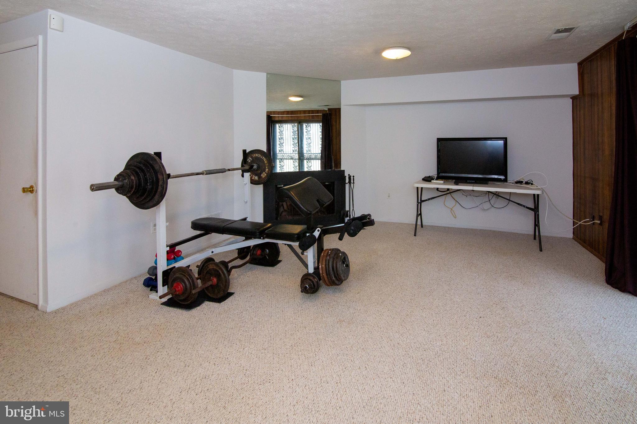 2 Drawbridge Court Baltimore, MD 21228 - Photo 22 of 27 Spacious lower level family room