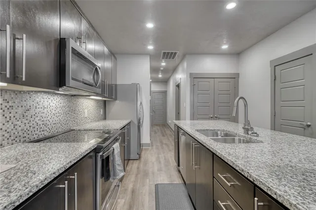 $325,000 | 434 William D. Fitch Parkway, College Station, TX 77845