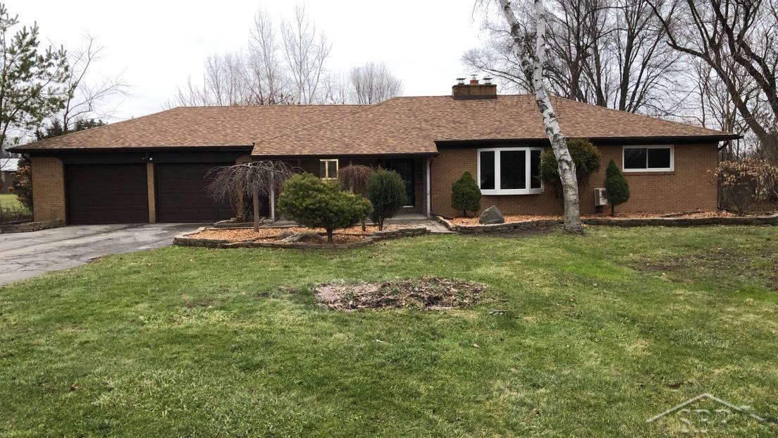 3910 Midland Road Saginaw, MI 48603 - Photo 1 of 12 50127537-a2233729-aeac-418e-aff5-ae2df2f49db1.JPG
