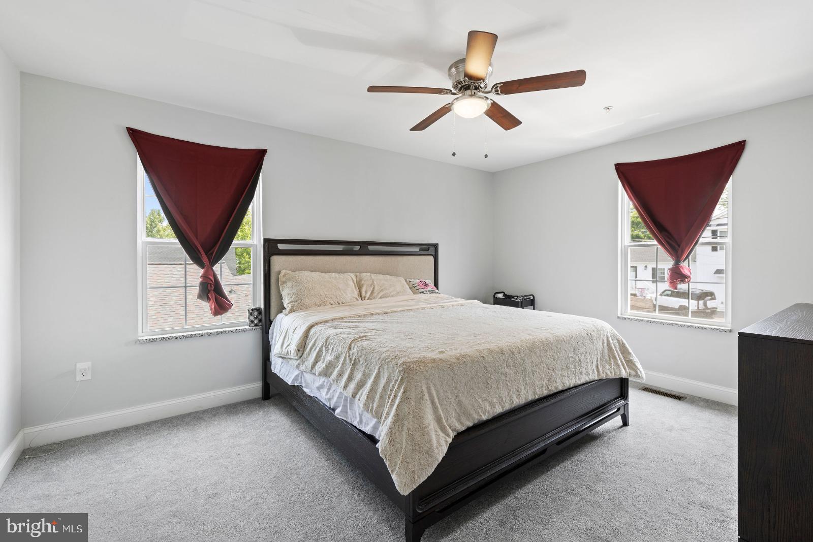 1718 Pinewood Drive Baltimore, MD 21222 - Photo 8 of 17