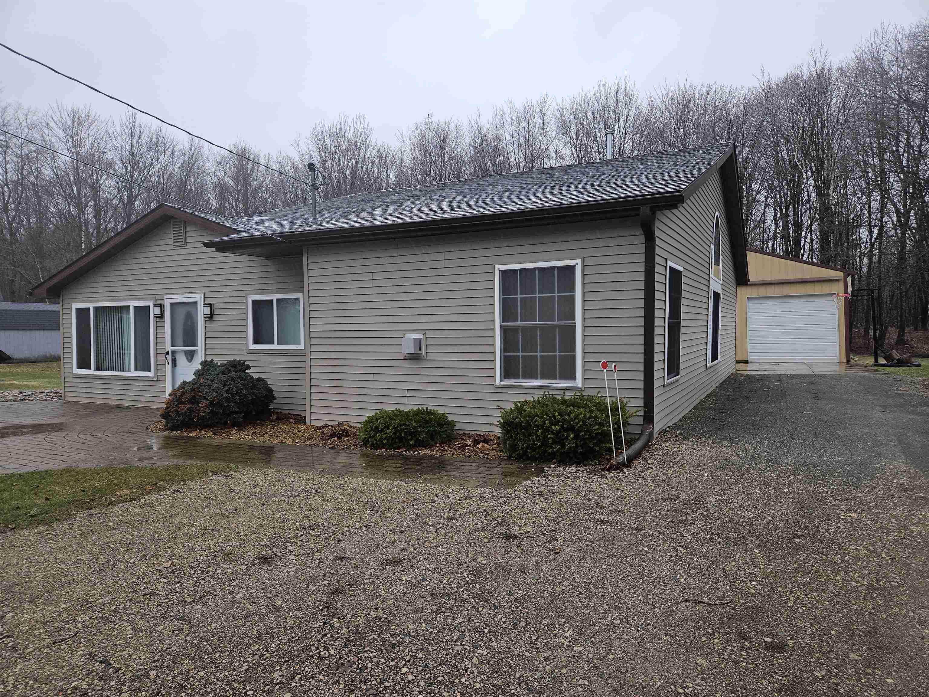 6471 Birch Road Harrison, MI 48625 - Photo 1 of 26