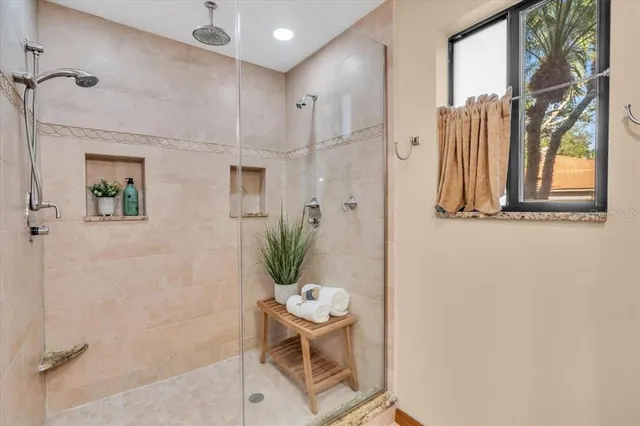 $1,300,000 | 2383 Landings Circle, Bradenton, FL 34209