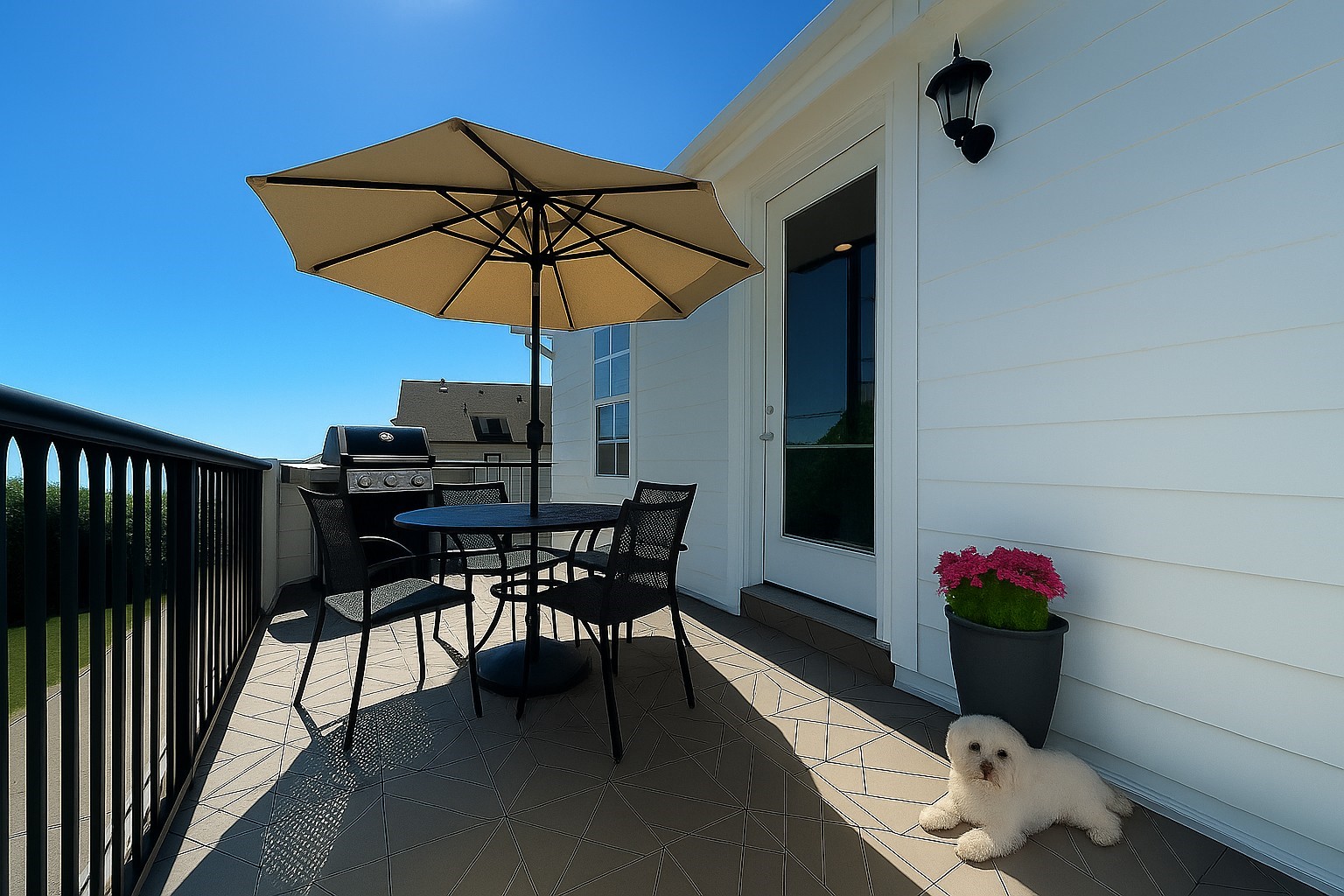 739 Bringhurst Street Houston, TX 77020 - Photo 7 of 15 a view of balcony with seating space