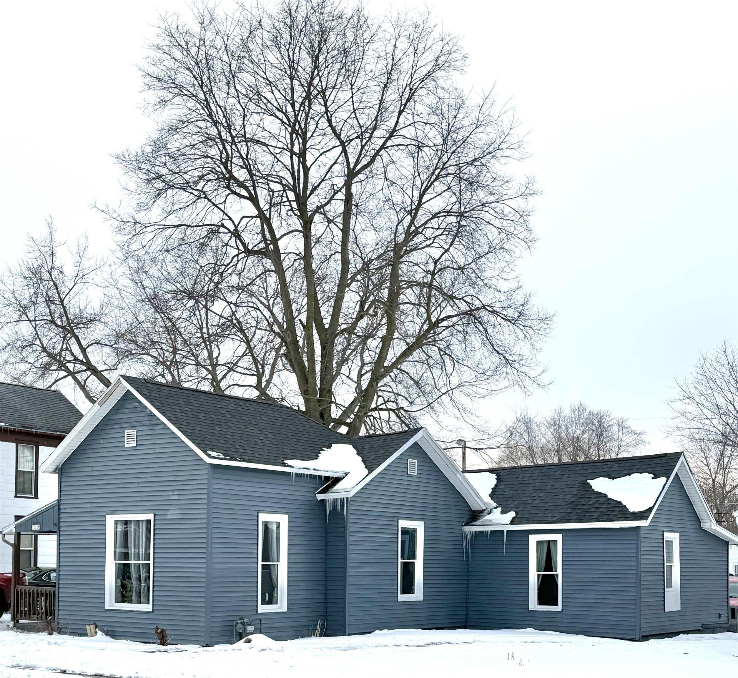 172 North Main Street Andrews, IN 46702 - Photo 1 of 26