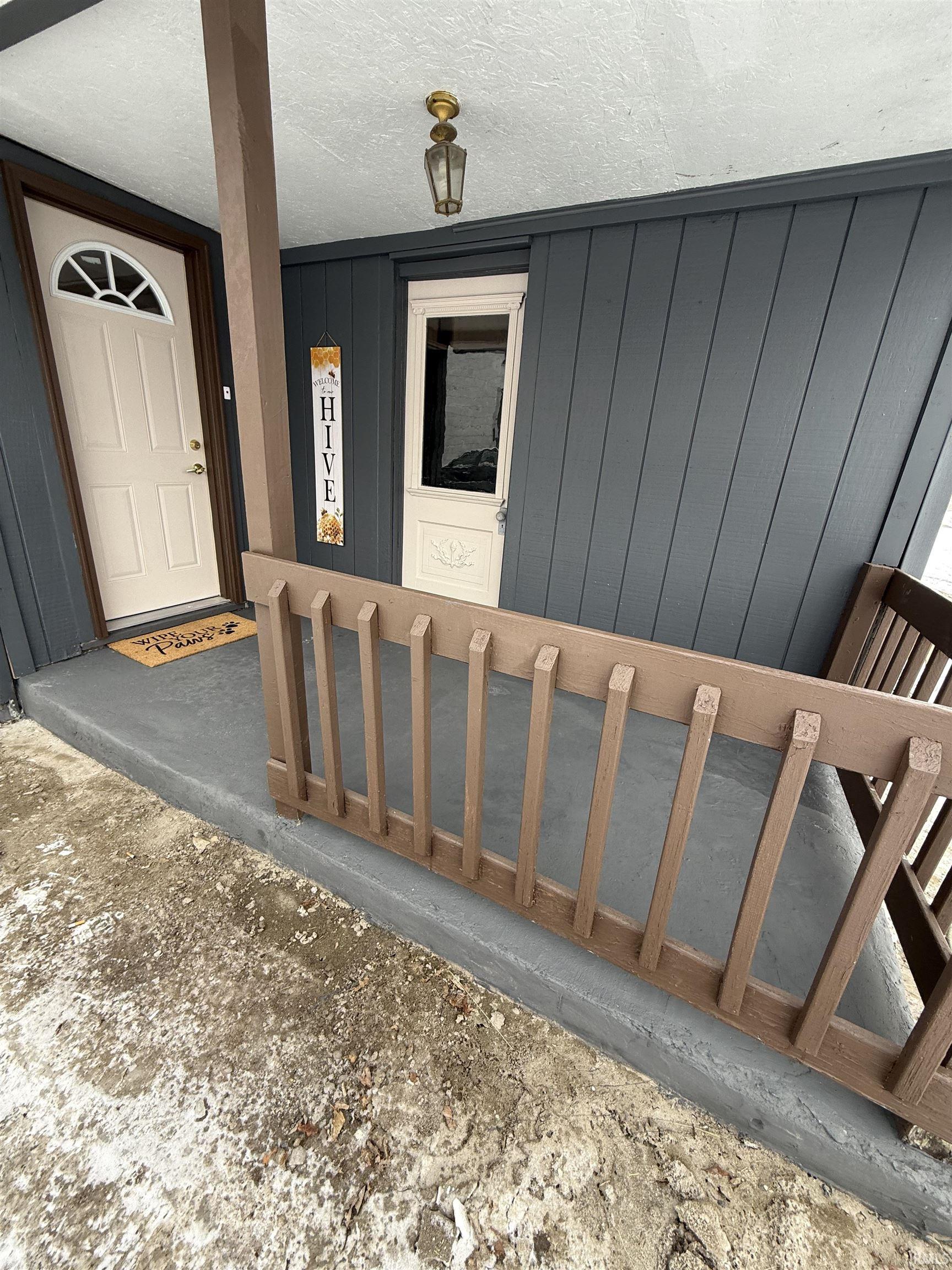 172 North Main Street Andrews, IN 46702 - Photo 2 of 26