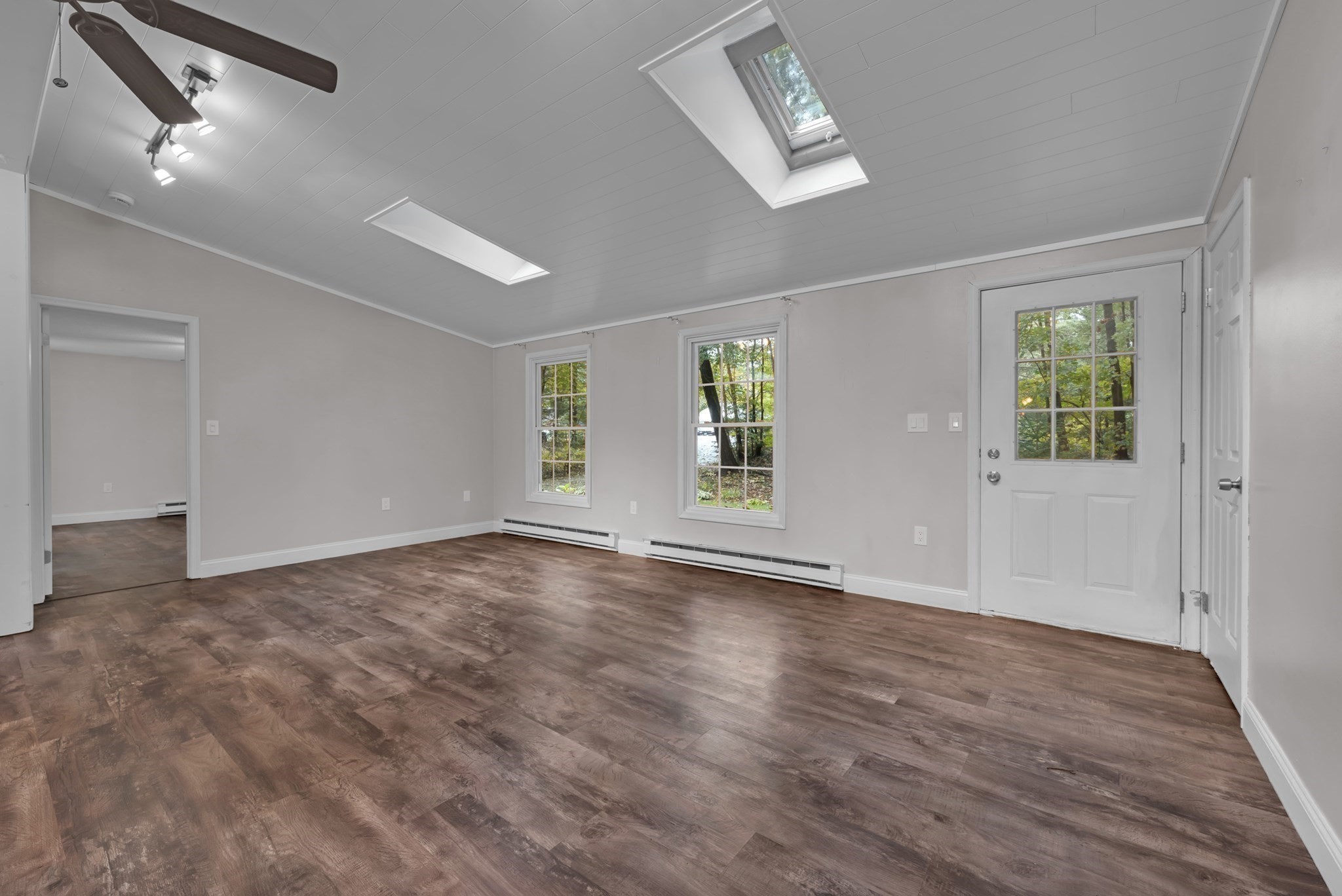 139 Podunk Road Sturbridge, MA 01566 - Photo 13 of 34 Gallery Image 13