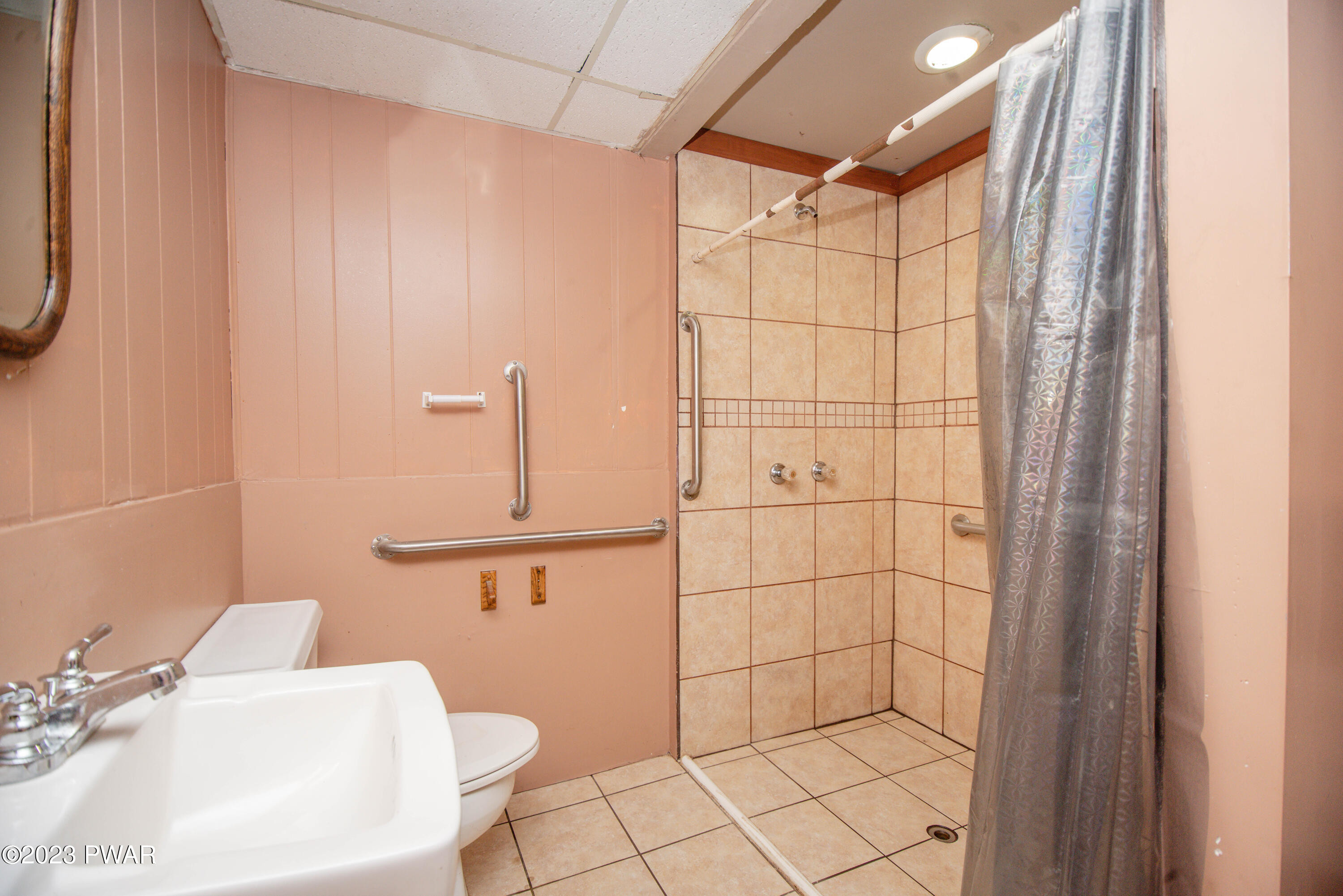 118 Ansley Road Paupack, PA 18451 - Photo 40 of 53