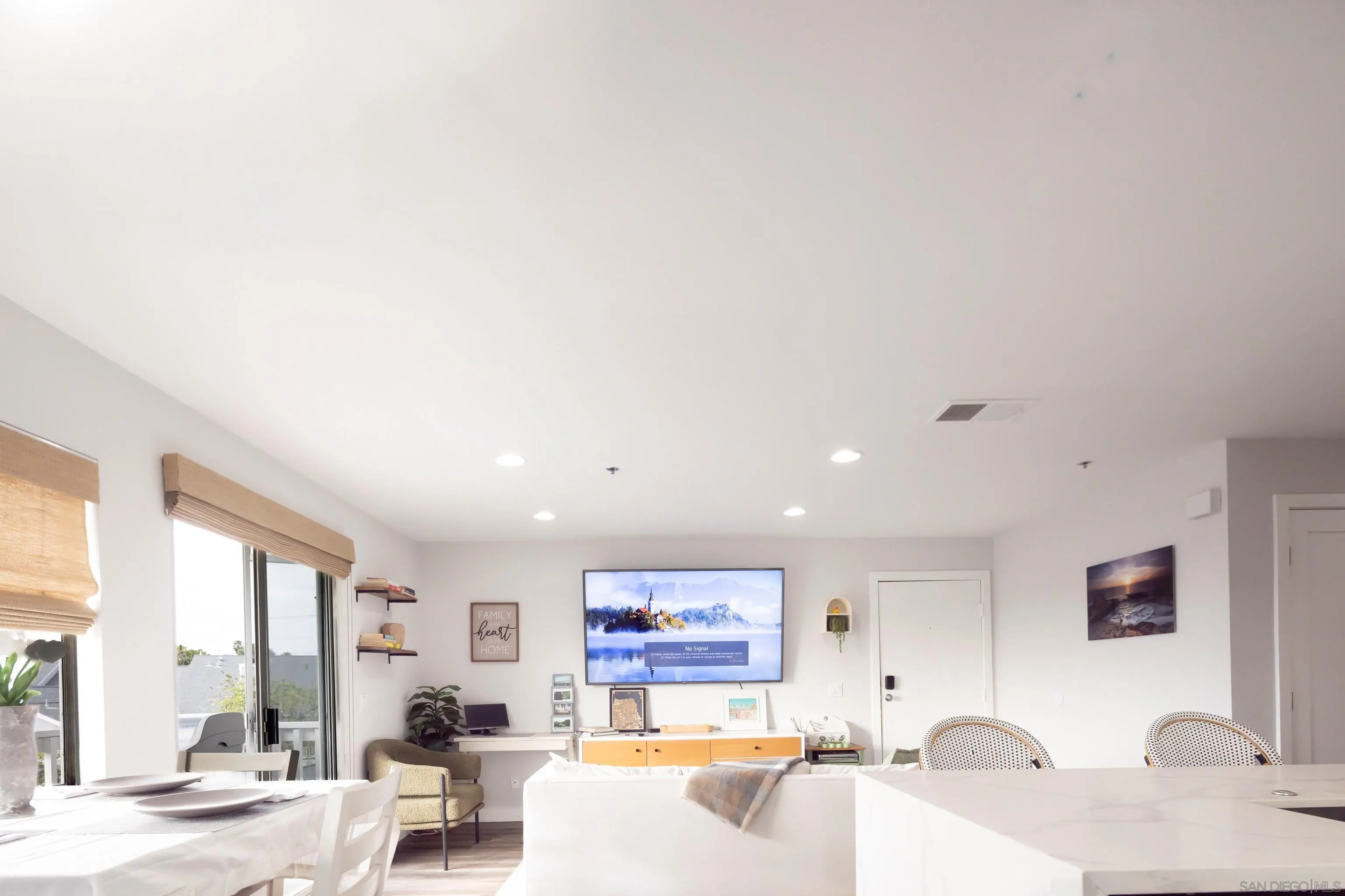 103 Mangano Circle Encinitas, CA 92024 - Photo 4 of 16