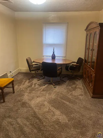 $82,500 | 626 Southwest Medford Avenue, Topeka, KS 66606