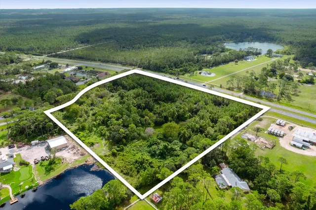 a view of a outdoor space with a lake view