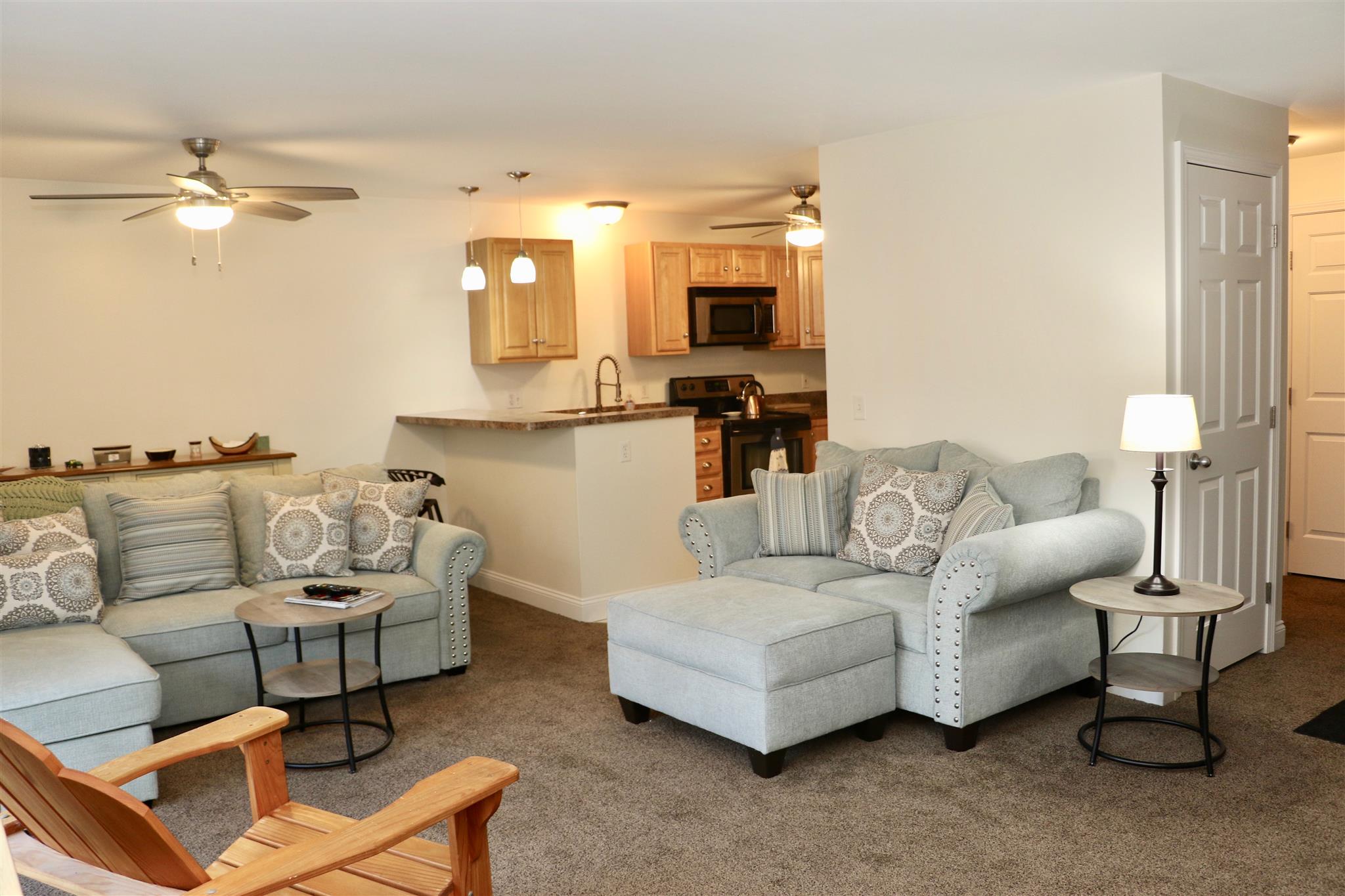 4 Deer Street, Unit 5 Tilton, NH 03276 - Photo 1 of 23