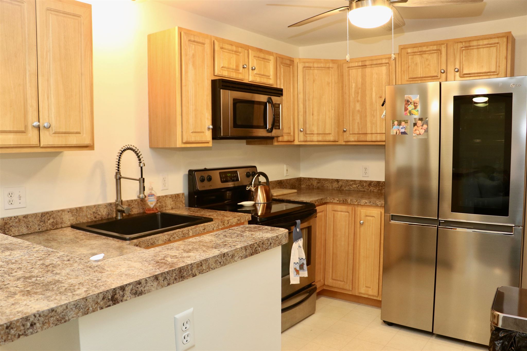 4 Deer Street, Unit 5 Tilton, NH 03276 - Photo 18 of 23