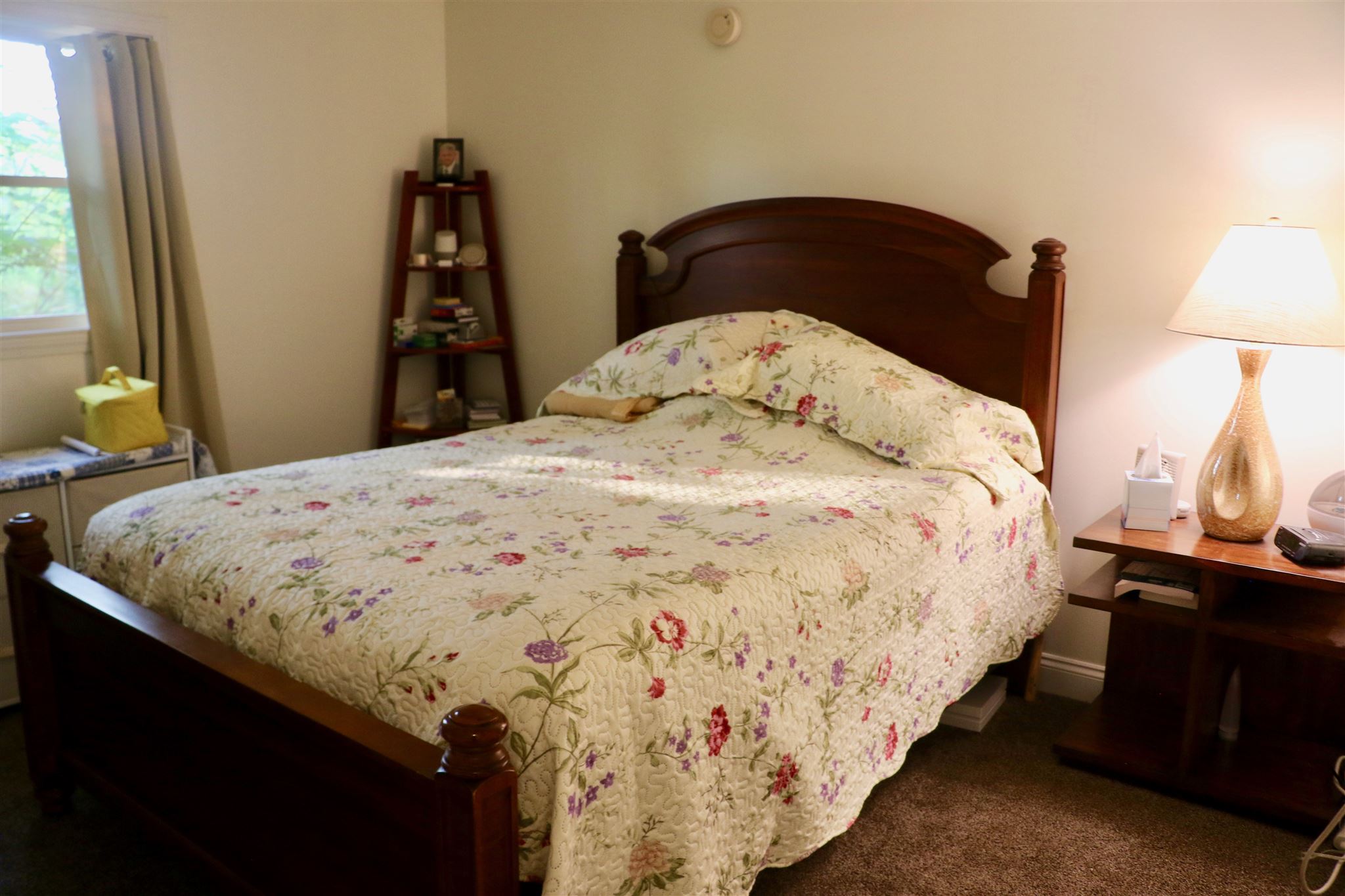 4 Deer Street, Unit 5 Tilton, NH 03276 - Photo 4 of 23