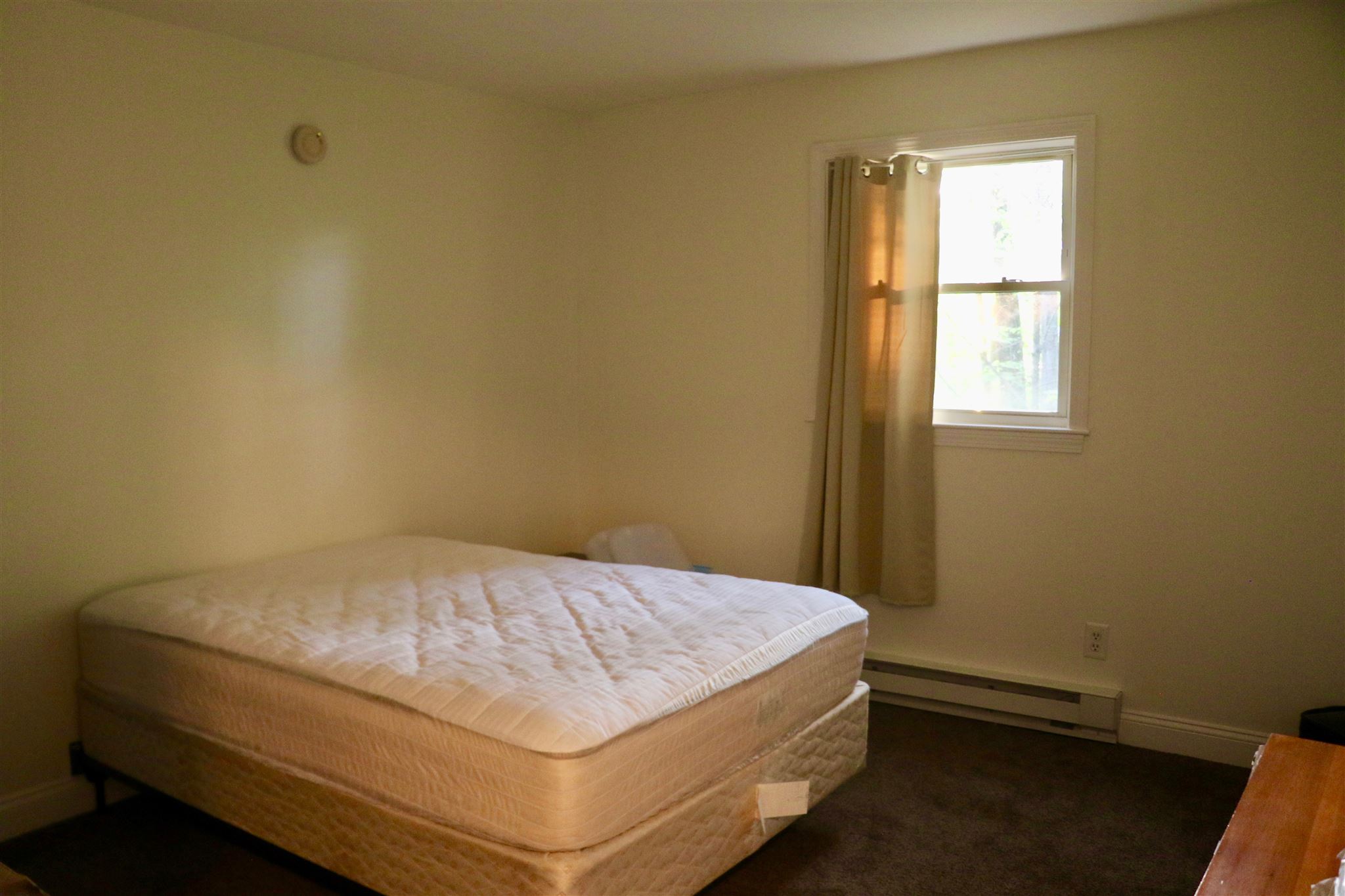 4 Deer Street, Unit 5 Tilton, NH 03276 - Photo 8 of 23