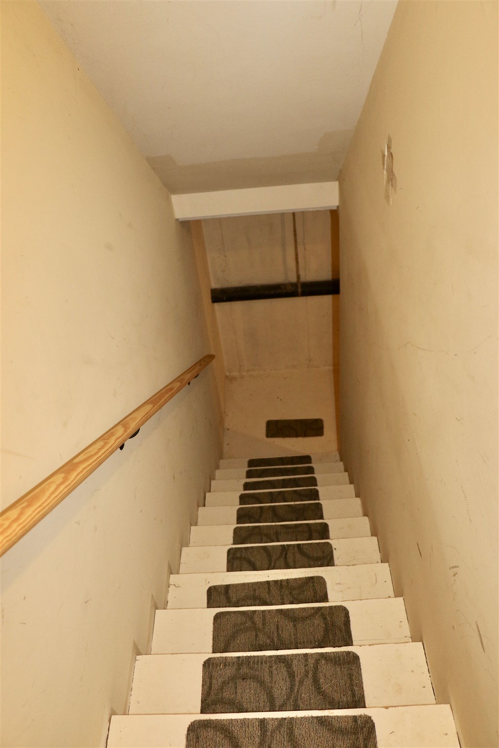 4 Deer Street, Unit 5 Tilton, NH 03276 - Photo 10 of 23