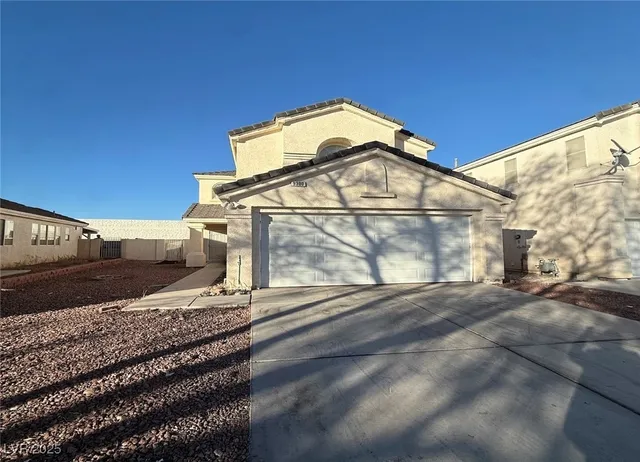 $2,499 | 9300 Cool Creek Avenue, Las Vegas, NV 89147