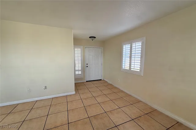 $2,499 | 9300 Cool Creek Avenue, Las Vegas, NV 89147