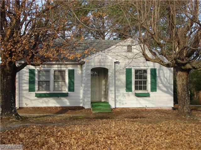 702 Old Thomasville Road High Point, NC 27260 - Photo 1 of 2 Exterior Front.