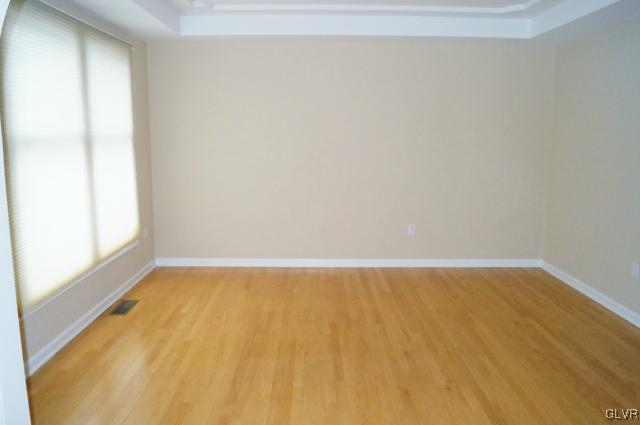 5876 Alexander Road Bethlehem, PA 18017 - Photo 6 of 21 Gallery Image 6