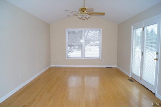 5876 Alexander Road Bethlehem, PA 18017 - Photo 7 of 21 Gallery Image 7