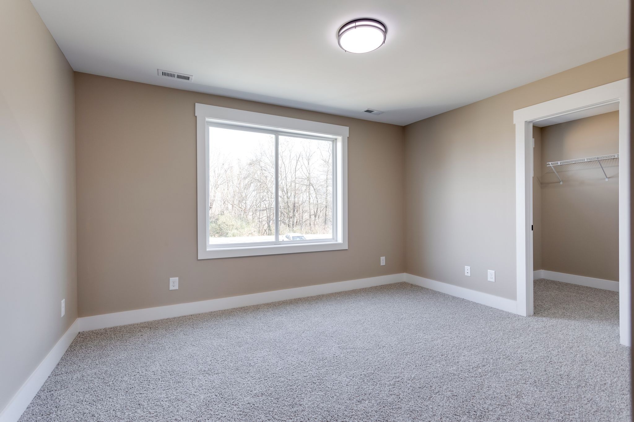2259 Les Robinson Road Columbia, TN 38401 - Photo 25 of 31 an empty room with windows