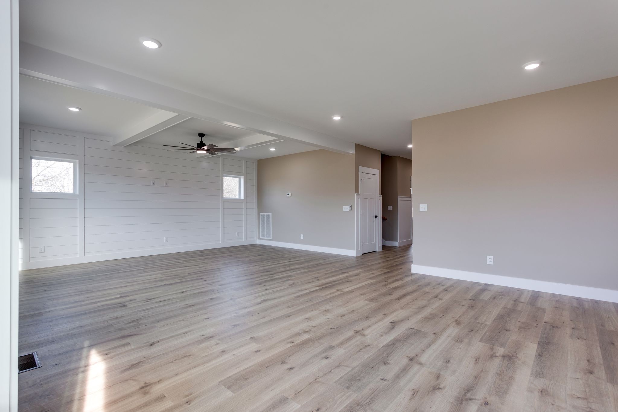 2259 Les Robinson Road Columbia, TN 38401 - Photo 10 of 31 a view of an empty room with wooden floor and a window