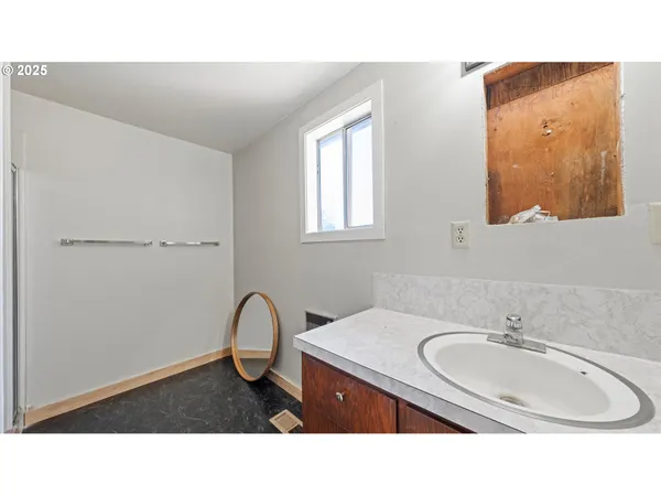 $479,000 | 53868 Highway 74, Heppner, OR 97836