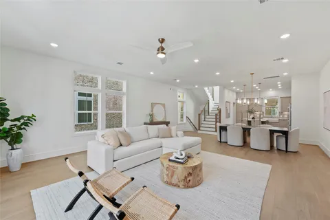 $639,900 | 5407 Dickson Street, Houston, TX 77007