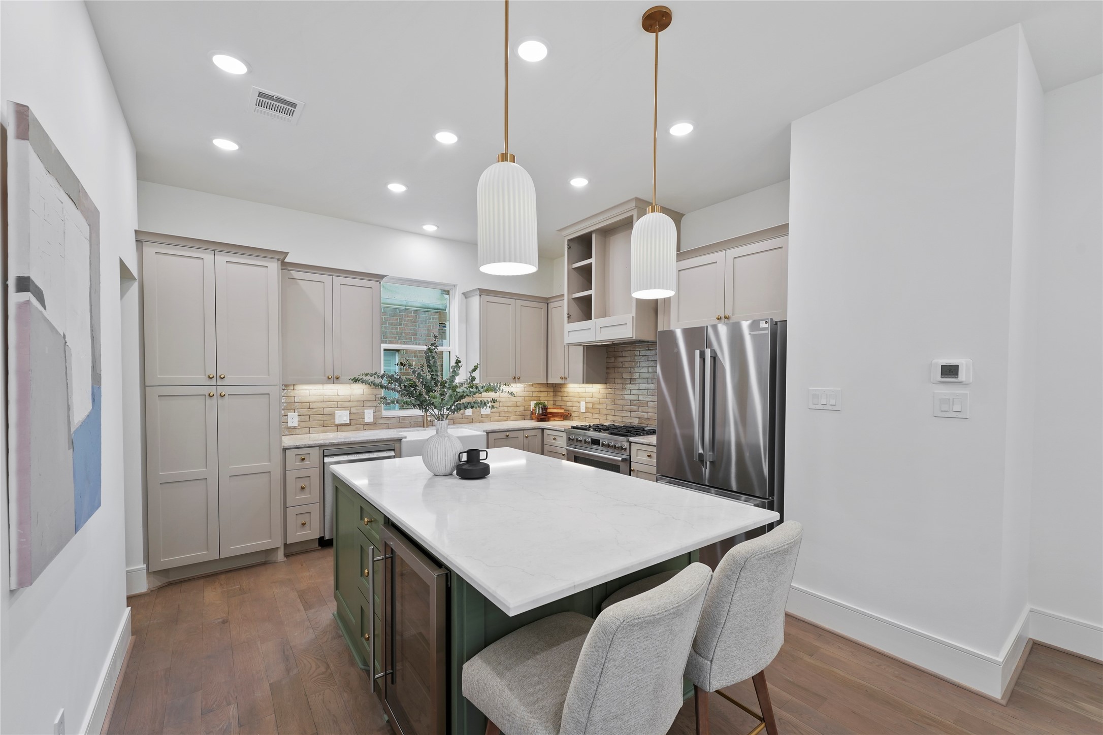 5407 Dickson Street Houston, TX 77007 - Photo 6 of 31