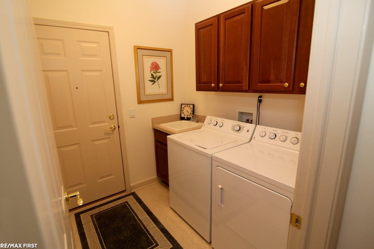 3693 Tremonte Circle Rochester, MI 48306 - Photo 29 of 51