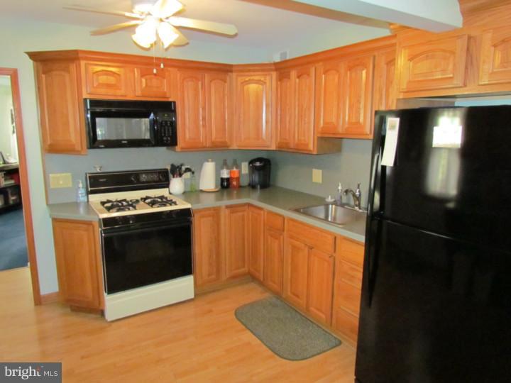 217 Deptford Road Glassboro, NJ 08028 - Photo 11 of 25